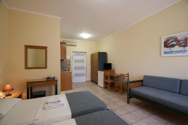 Inea Hotel & Suites Agioi Apostoli  エクステリア 写真