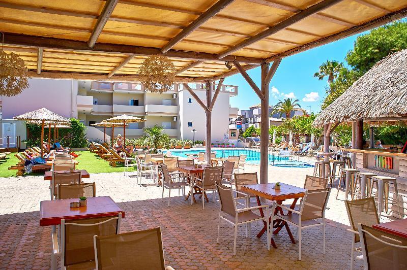 Inea Hotel & Suites Agioi Apostoli  エクステリア 写真